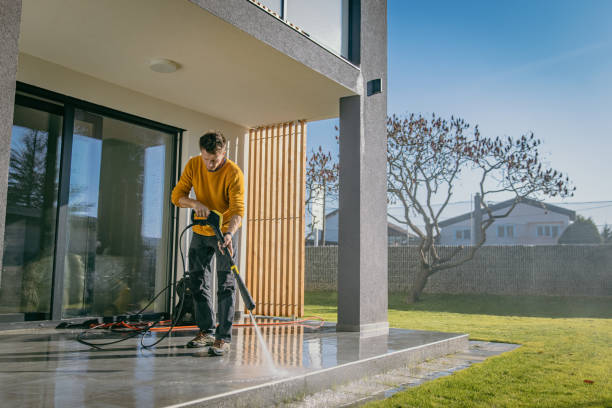 Best Gutter Cleaning  in East Los Angeles, CA